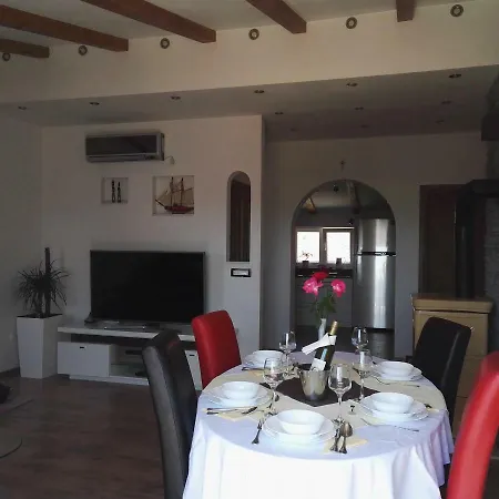 Apartamento Ana Laura *